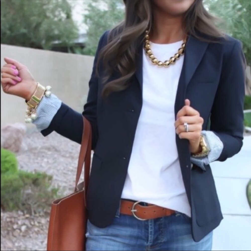 NWT   GAP  The Academy Blazer in Black